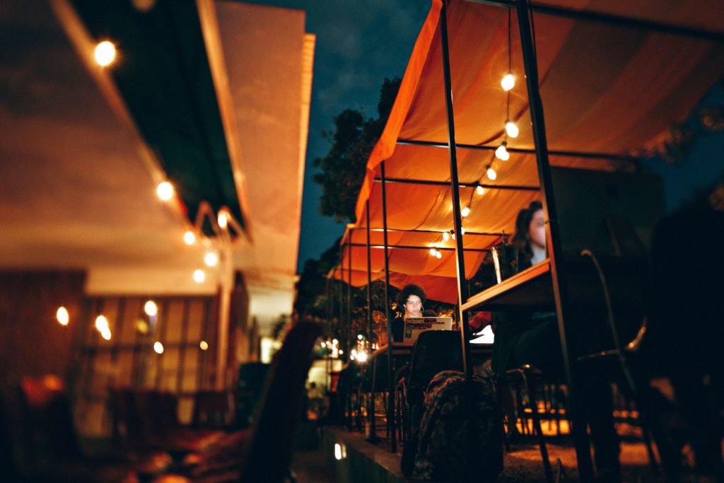 helena lopes 596553 unsplash